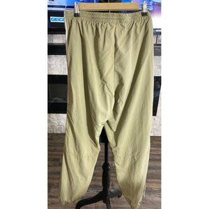 NWOT-Adidas-PrimeGreen-Mens- Athletic Pants-Size Large Retails: $70